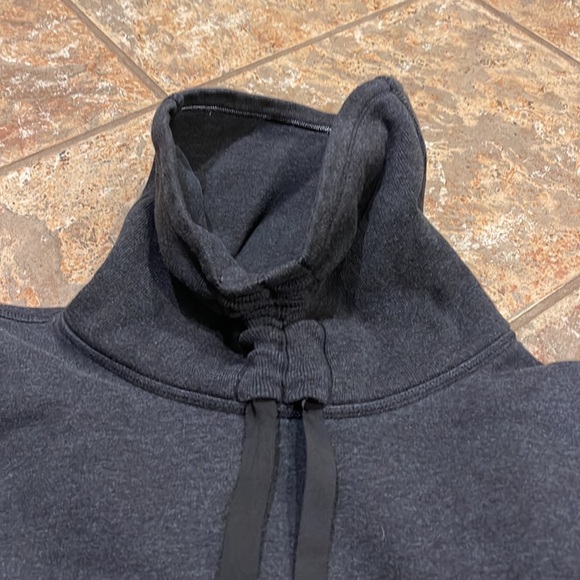 Lululemon funnel neck hoodie 8 grey/charcoal - Picture 5 of 10